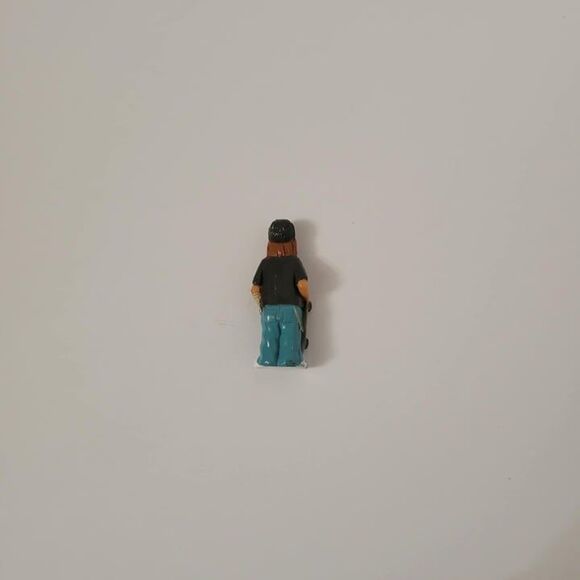 Lil Homies "Hard Rock" Series 4 Mini Figure 1.75" 1/32 - Picture 3 of 3
